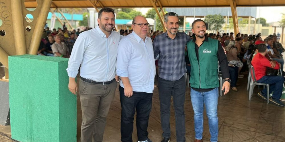 habitação com pessoal da agehab